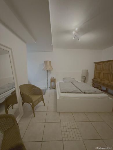 Gro&szlig;z&uuml;gige Wohnung mit Terrasse, Garten und Autostellplatz in Kolbermoor