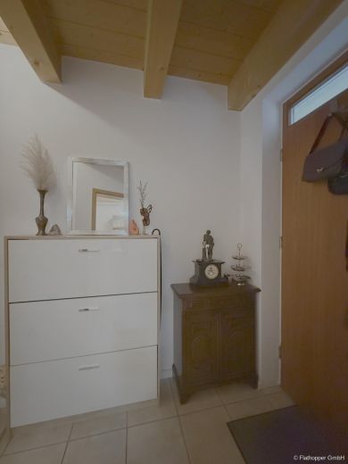 Gro&szlig;z&uuml;gige Wohnung mit Terrasse, Garten und Autostellplatz in Kolbermoor