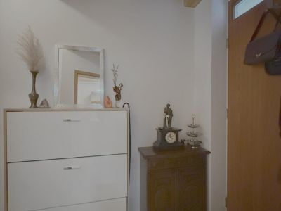 Gro&szlig;z&uuml;gige Wohnung mit Terrasse, Garten und Autostellplatz in Kolbermoor