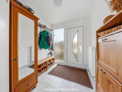 LEBENSRAUM: Reihenendhaus mit Garten in Karlsruhe-Neureut zur Vermietung