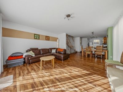 LEBENSRAUM: Reihenendhaus mit Garten in Karlsruhe-Neureut zur Vermietung