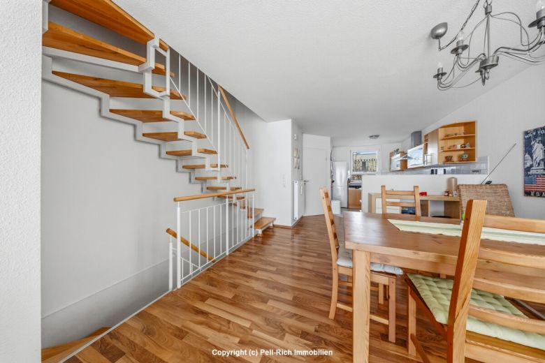 LEBENSRAUM: Reihenendhaus mit Garten in Karlsruhe-Neureut zur Vermietung