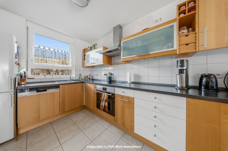 LEBENSRAUM: Reihenendhaus mit Garten in Karlsruhe-Neureut zur Vermietung