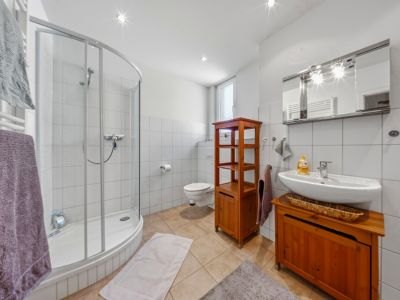 LEBENSRAUM: Reihenendhaus mit Garten in Karlsruhe-Neureut zur Vermietung