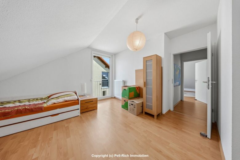 LEBENSRAUM: Reihenendhaus mit Garten in Karlsruhe-Neureut zur Vermietung