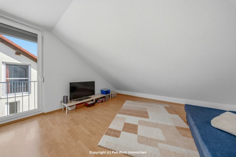 LEBENSRAUM: Reihenendhaus mit Garten in Karlsruhe-Neureut zur Vermietung