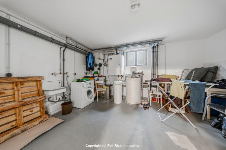 LEBENSRAUM: Reihenendhaus mit Garten in Karlsruhe-Neureut zur Vermietung