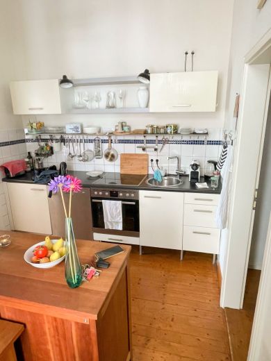 Sanierte Altbau-Wohnung in super Lage Unterbilk/Medienhafen