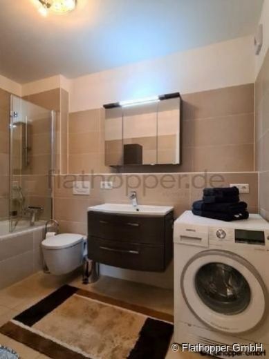 Helle 2-Zimmer-Wohnung in Schwabing mit Balkon