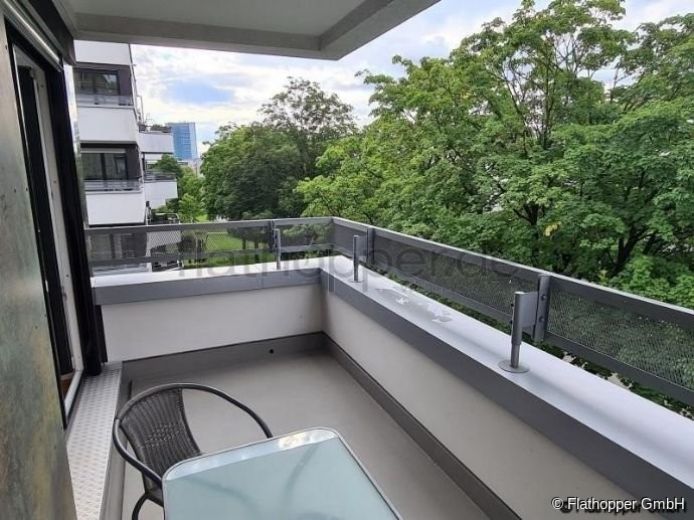 Helle 2-Zimmer-Wohnung in Schwabing mit Balkon