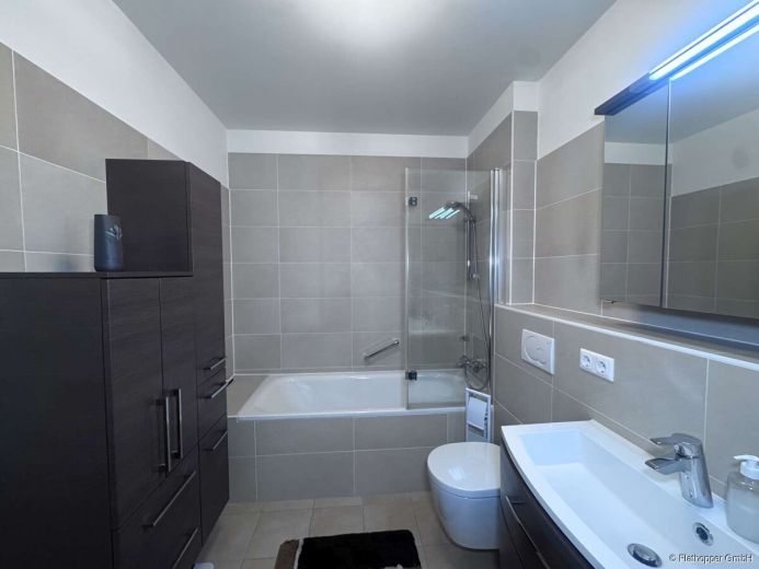 Helle 2-Zimmer-Wohnung in Schwabing mit Balkon