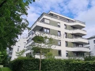Helle 2-Zimmer-Wohnung in Schwabing mit Balkon