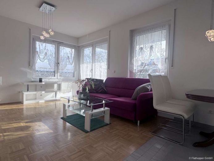 Helle 2-Zimmer-Wohnung in Schwabing mit Balkon