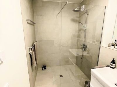 vierzig549 Heerdt: Stylische 5-Zimmer-Wohnung mit Stadthaus-Charakter