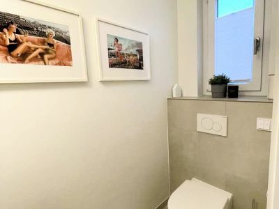 Wundersch&ouml;ne 5-Zimmer-Wohnung mit Stadthaus-Charakter