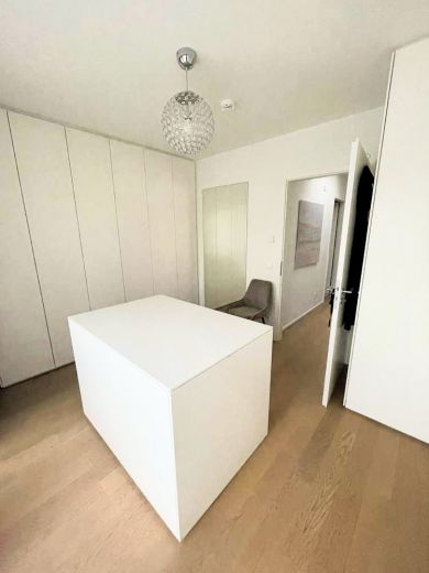 Wundersch&ouml;ne 5-Zimmer-Wohnung mit Stadthaus-Charakter