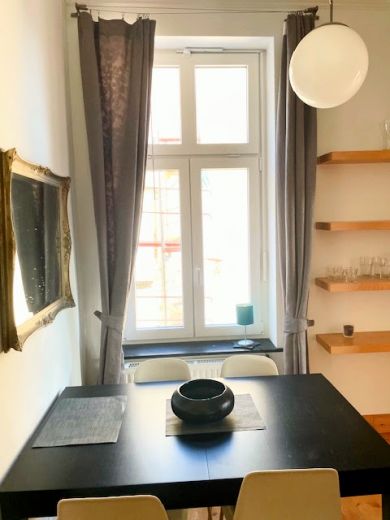 Sanierte Altbau-Wohnung in super Lage Unterbilk/Medienhafen