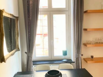 Sanierte Altbau-Wohnung in super Lage Unterbilk/Medienhafen