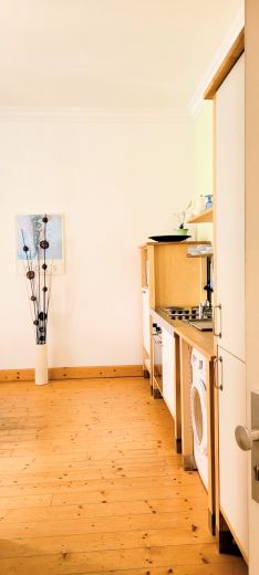 Sanierte Altbau-Wohnung in super Lage Unterbilk/Medienhafen