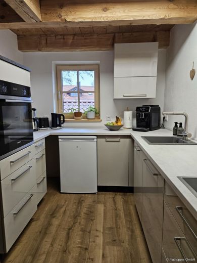 M&ouml;blierte 3-Zimmer-Wohnung mit Balkon in Tuntenhausen