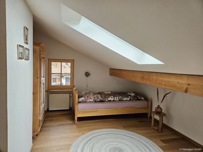 M&ouml;blierte 3-Zimmer-Wohnung mit Balkon in Tuntenhausen