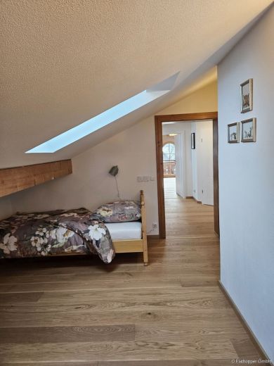 M&ouml;blierte 3-Zimmer-Wohnung mit Balkon in Tuntenhausen