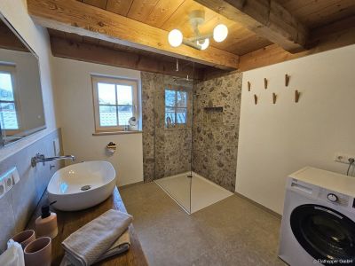Möblierte 3-Zimmer-Wohnung mit Balkon in Tuntenhausen