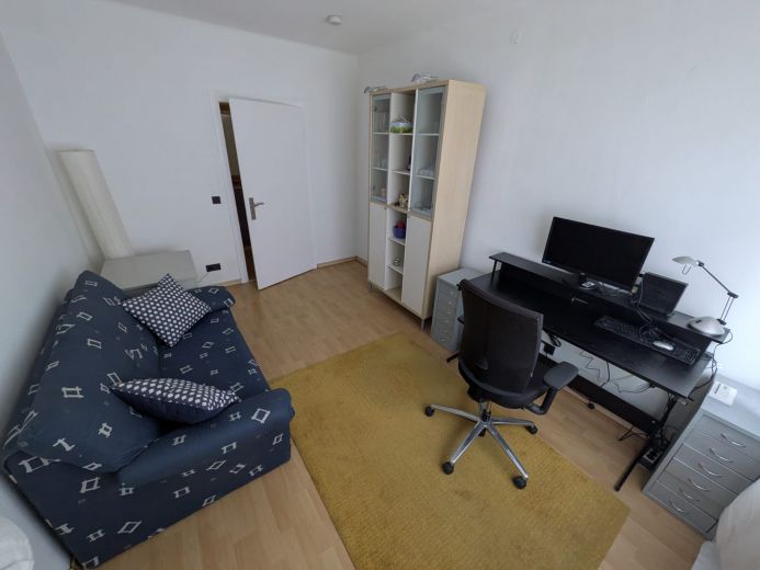 M&ouml;blierte 3-Zimmer-Wohnung in Stuttgart-Ost