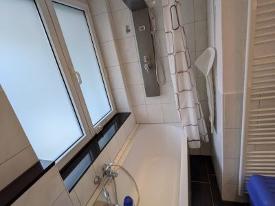 M&ouml;blierte 3-Zimmer-Wohnung in Stuttgart-Ost