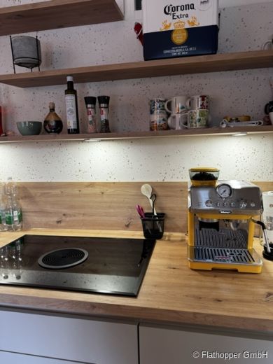 M&ouml;blierte 3-Zimmer-Wohnung mit Balkon in M&uuml;nchen - Haidhausen