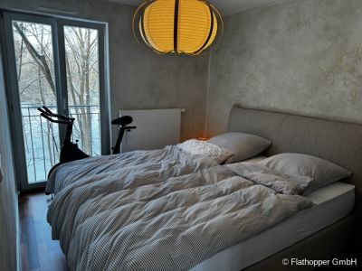 M&ouml;blierte 3-Zimmer-Wohnung mit Balkon in M&uuml;nchen - Haidhausen