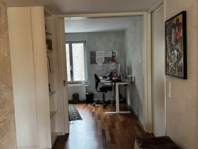 M&ouml;blierte 3-Zimmer-Wohnung mit Balkon in M&uuml;nchen - Haidhausen
