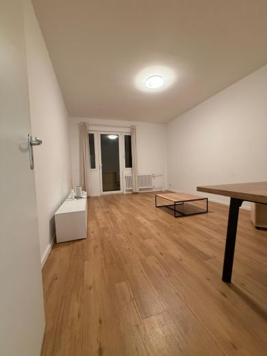 2-Zimmer Wohnung voll-m&ouml;bliert in Berlin-Moabit