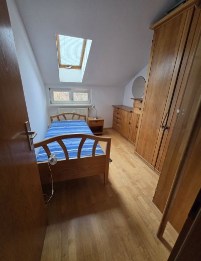 M&ouml;blierte 2,5 Zi Maisonette Whg im M&uuml;nchner S&uuml;den