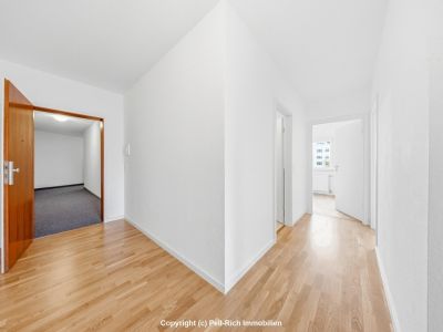 SONNENGL&Uuml;CK: Stilvolle 3-Zimmer-Wohnung mit Balkon in Neureut zur Vermietung