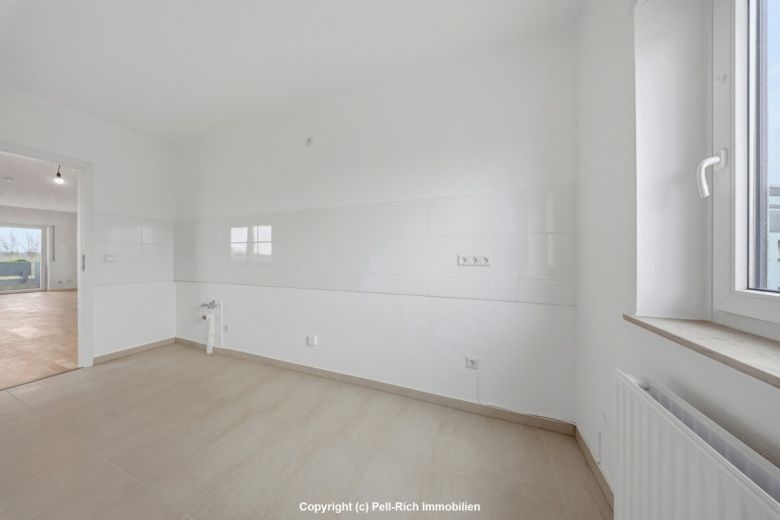 SONNENGL&Uuml;CK: Stilvolle 3-Zimmer-Wohnung mit Balkon in Neureut zur Vermietung