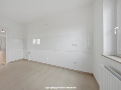 SONNENGL&Uuml;CK: Stilvolle 3-Zimmer-Wohnung mit Balkon in Neureut zur Vermietung