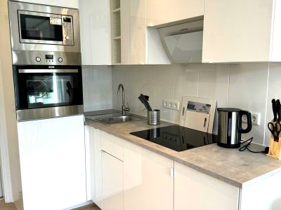 F&uuml;rstenwall: komplett sanierte 2-Zimmer-Maisonette-Wohnung mit Balkon