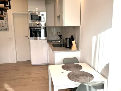 F&uuml;rstenwall: 2-Zimmer-Maisonette-Wohnung mit Balkon und Weitblick