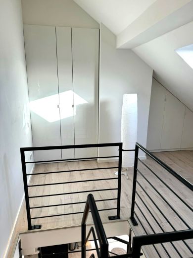 F&uuml;rstenwall: 2-Zimmer-Maisonette-Wohnung mit Balkon und Weitblick