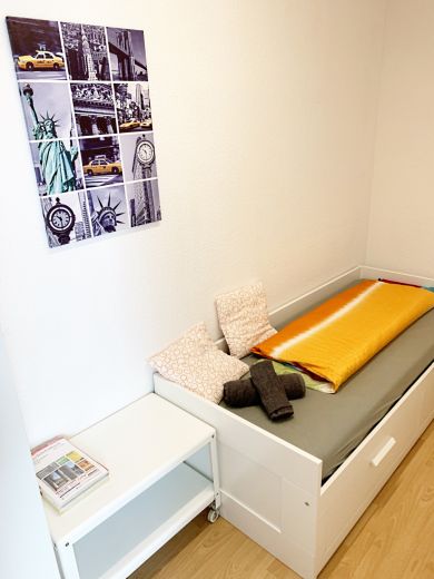 Moderne 2,5 Zimmer-Wohnung in Krefeld Inrath