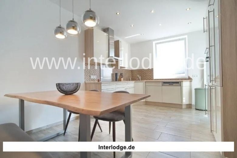 INTERLODGE: Essen-Holsterhausen, komfortabel m&ouml;blierte und gro&szlig;z&uuml;gig geschnittene 2-Zi.-Whg.