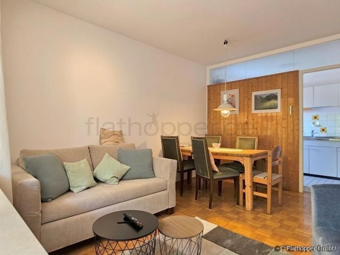 2-Zimmer-Wohnung mit gro&szlig;em Balkon in Sendling