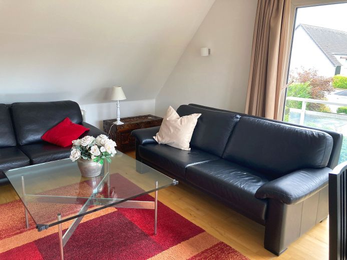 3-Zimmer-Wohnung mit Balkon in Wittlaer