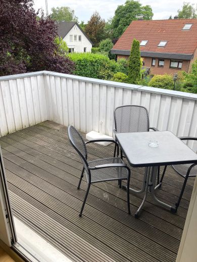 3-Zimmer-Wohnung mit Balkon in Wittlaer