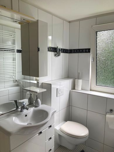 3-Zimmer-Wohnung mit Balkon in Wittlaer