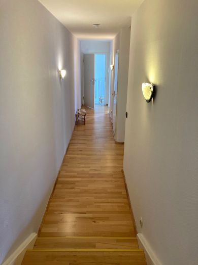 3-Zimmer-Wohnung mit Balkon in Wittlaer