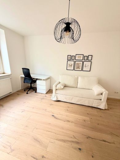 Pempelfort: Stylische 3-Zimmer-Wohnung mit Balkon