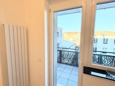F&uuml;rstenwall: komplett sanierte 2-Zimmer-Wohnung im Hinterhof