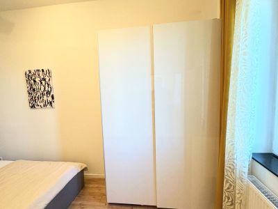 F&uuml;rstenwall: komplett sanierte 2-Zimmer-Wohnung im Hinterhof